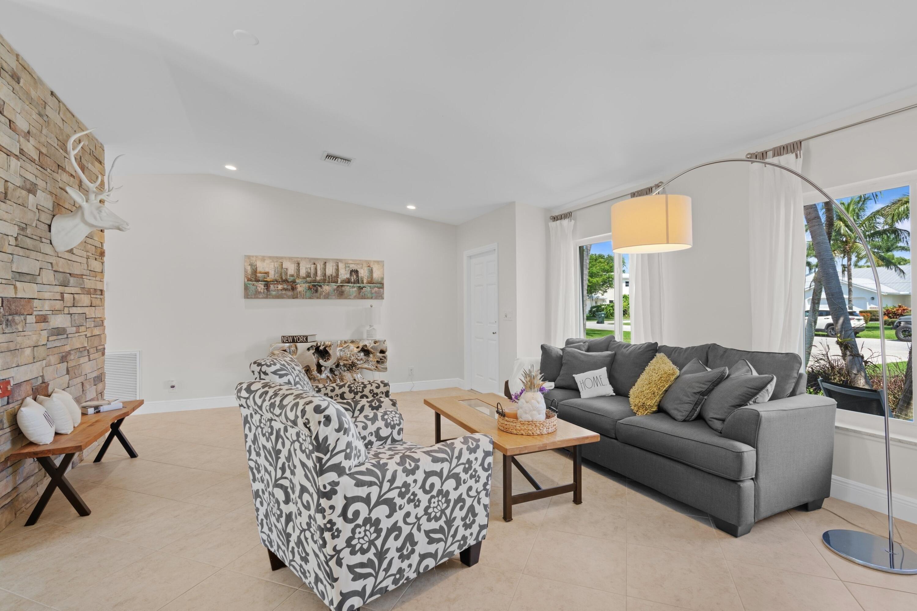 N Country Club Blvd, Boca Raton, FL 33487