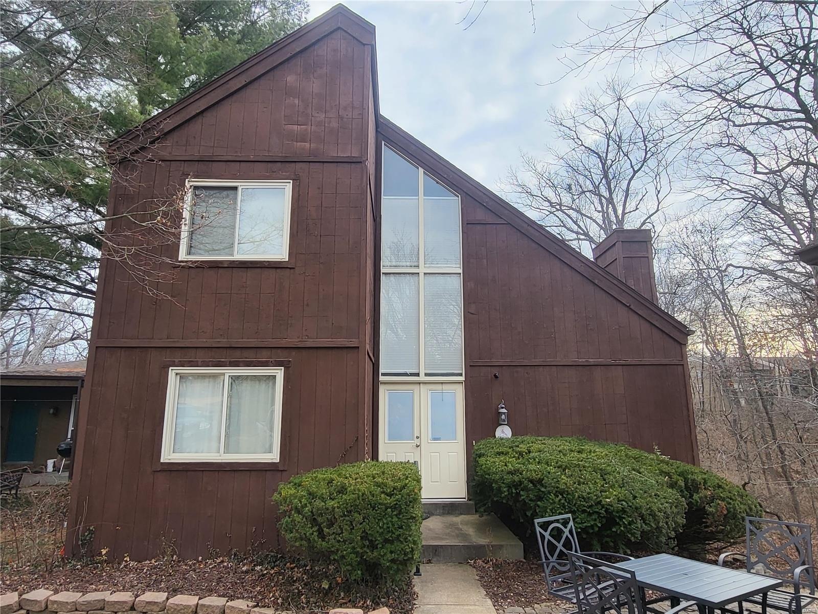 Woodside Village Ln, Manchester, MO 63021
