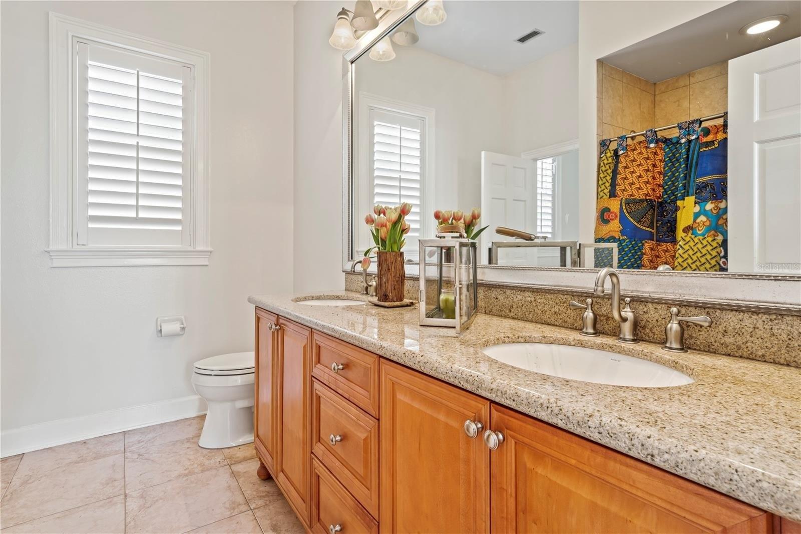 Emmons Ln, Tampa, FL 33647