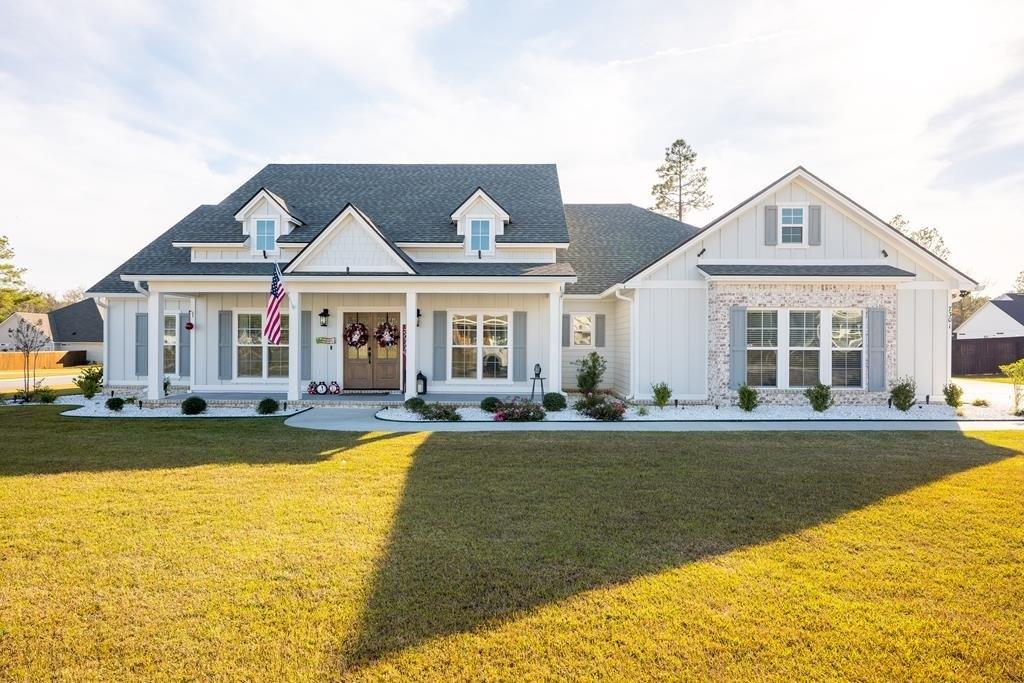 Shadow Creek Dr, Hahira, GA 31632