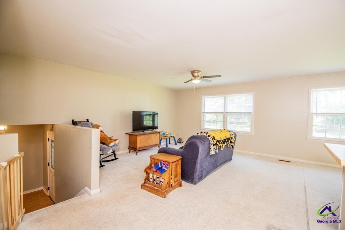 Cambridge Rd, Perry, GA 31069