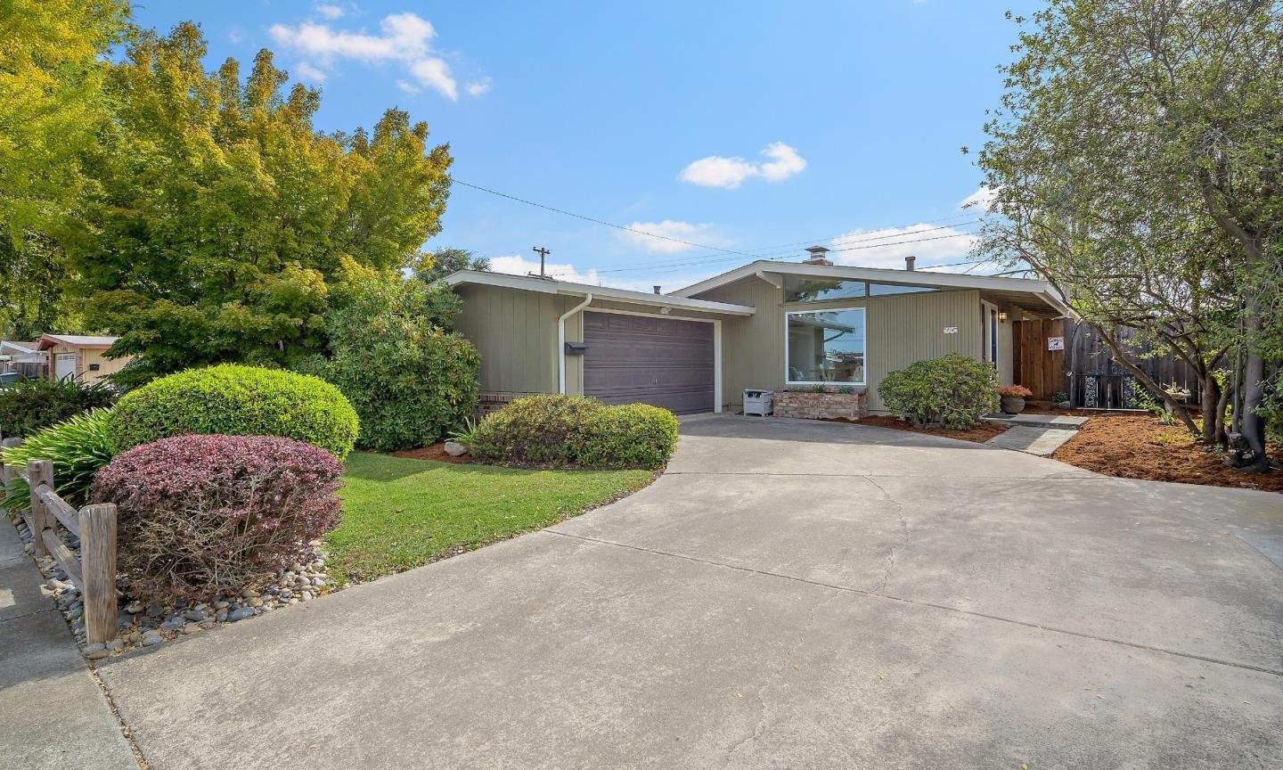 Lakebird Dr, Sunnyvale, CA 94089