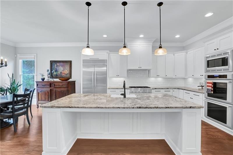 Monceau Way, Roswell, GA 30075
