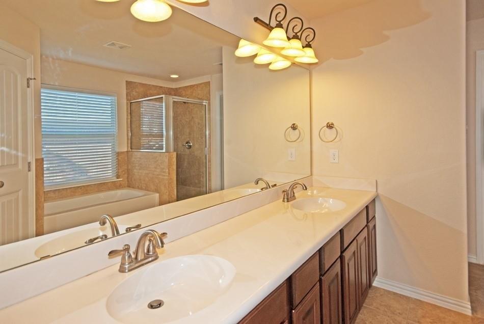 Crestview Dr, Denison, TX 75020