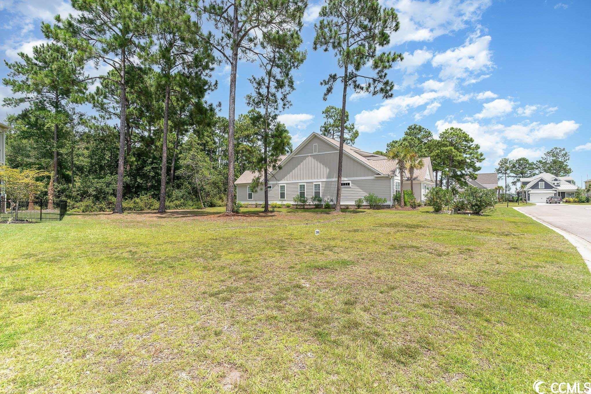 Lavender Ln, Myrtle Beach, SC 29579