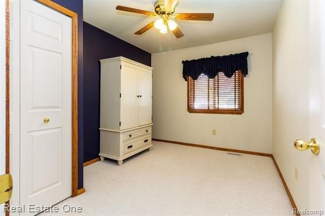 Westmeath Cir, Clinton Township, MI 48038