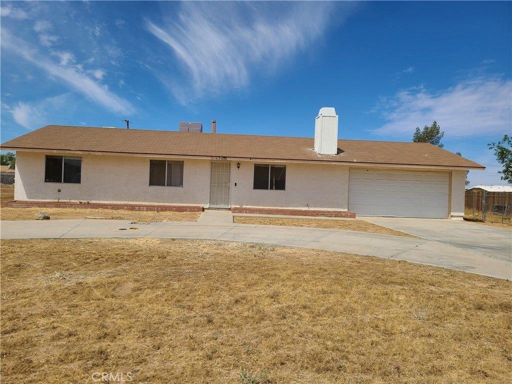 Kiavan Rd, Apple Valley, CA 92308