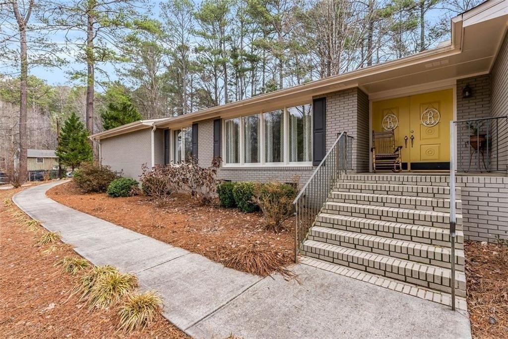Magnolia Dr, Canton, GA 30114
