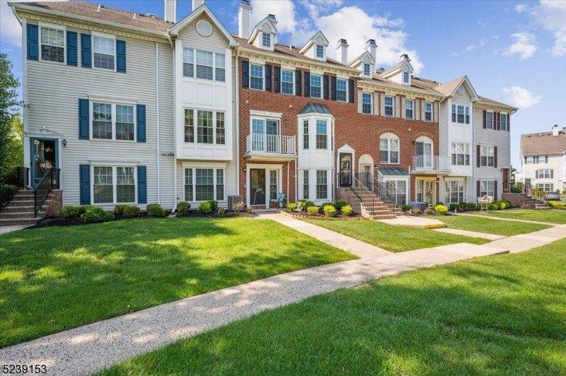 Dilts Ln, Bridgewater, NJ 08807