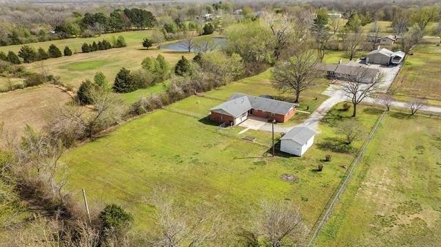 E Oak St, Claremore, OK 74019