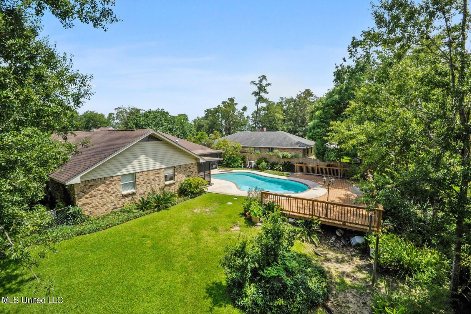 N Haven Dr, Biloxi, MS 39532