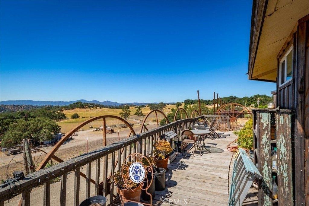 Smith Rd, Bradley, CA 93426