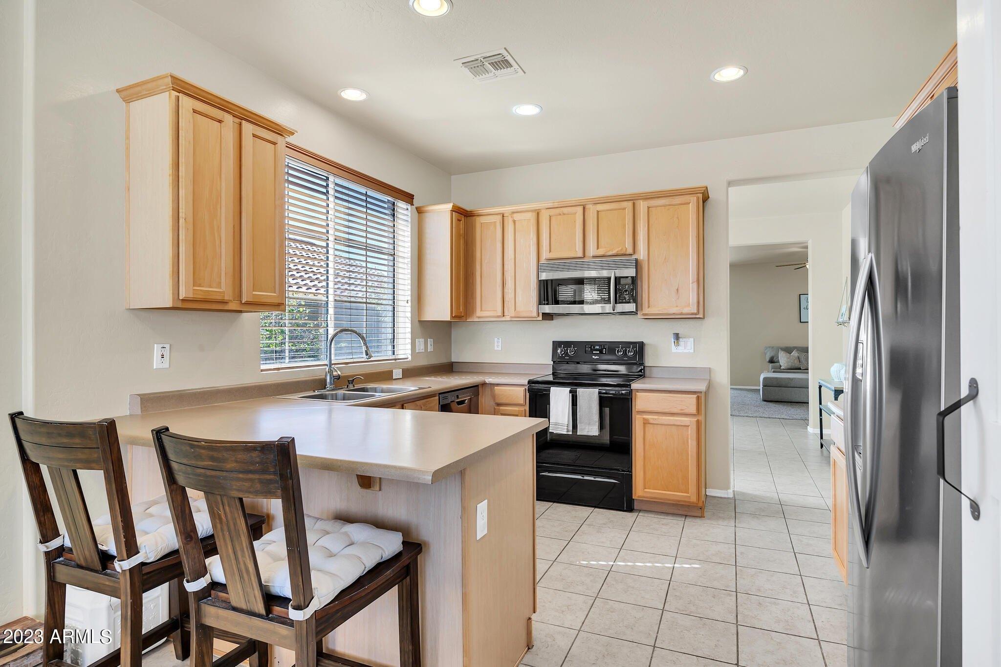 N Voyage Trl, Phoenix, AZ 85086