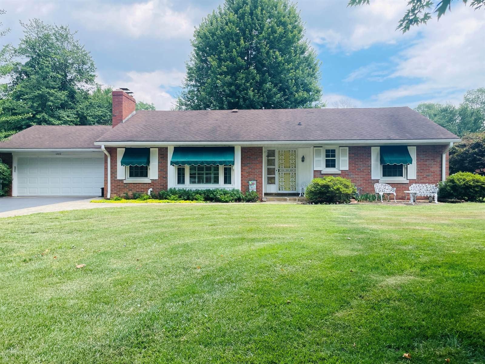 S Burkhardt Rd, Evansville, IN 47715