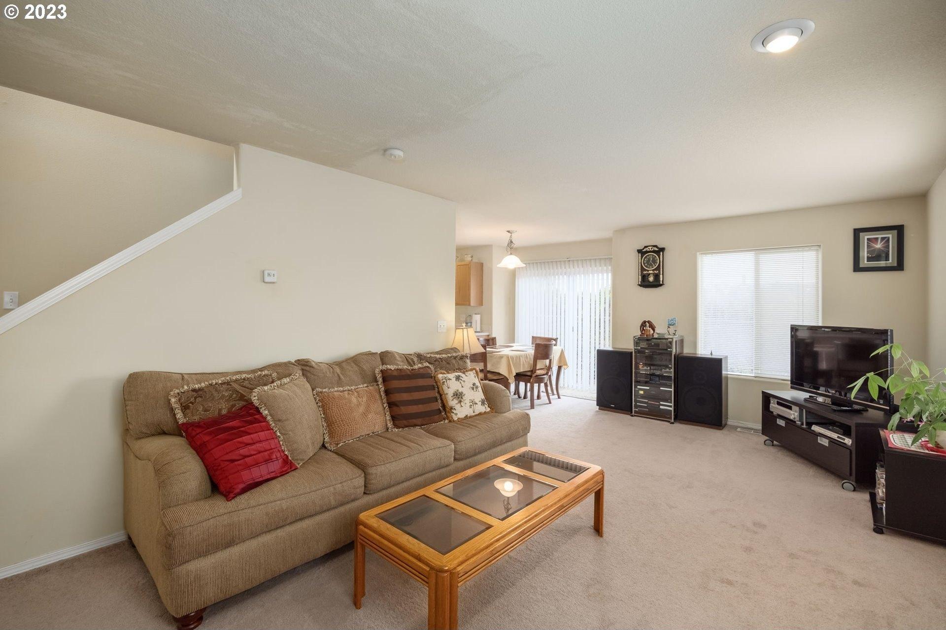 Ne Mariners Loop, Portland, OR 97211