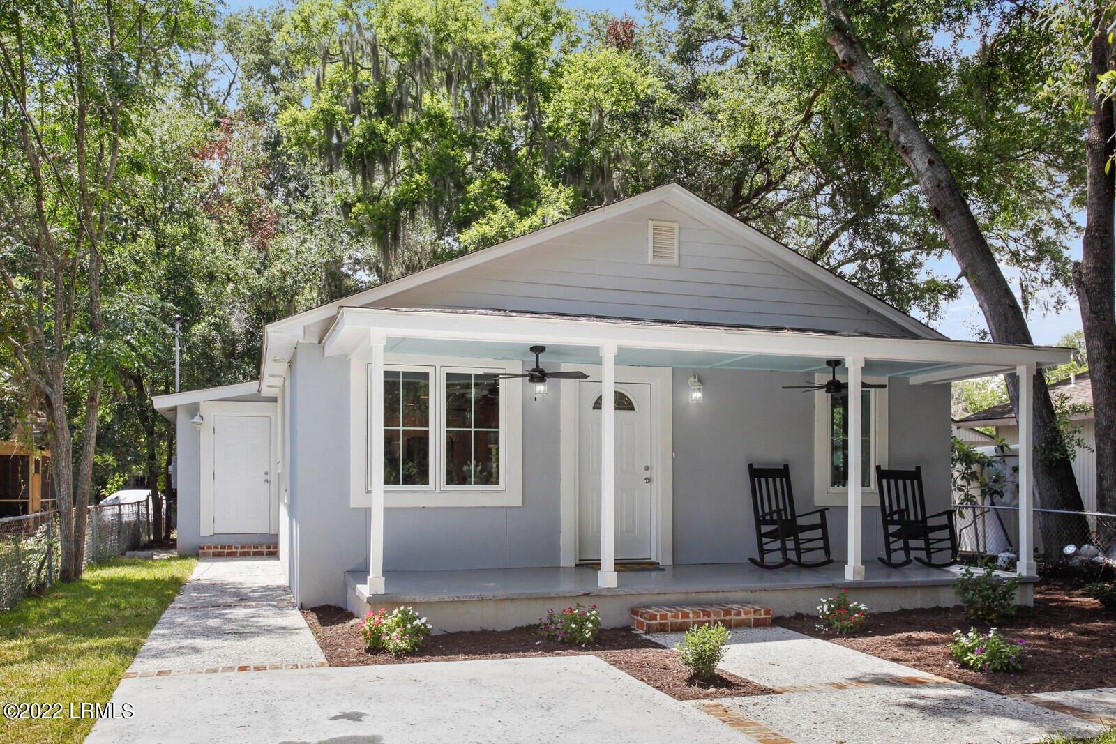 Monson St, Beaufort, SC 29902