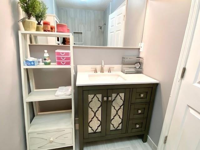 Hayes Dr, Gainesville, GA 30506