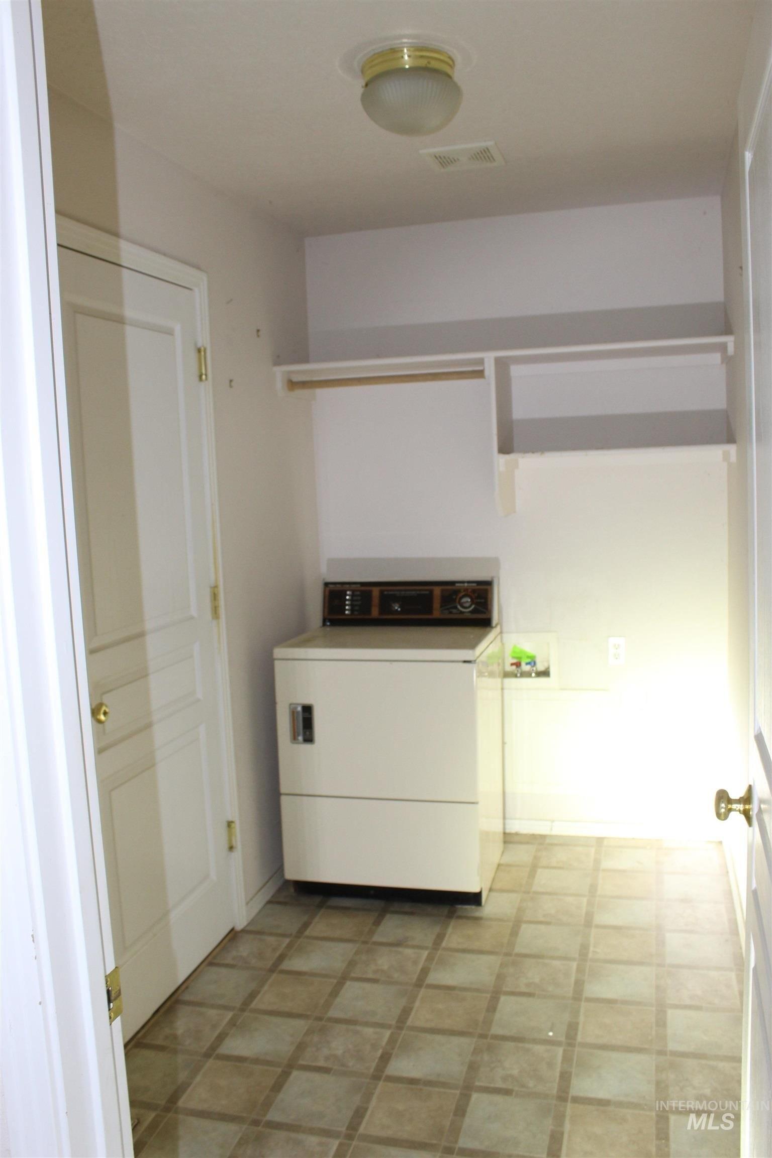 Cornwall Way, Fruitland, ID 83619