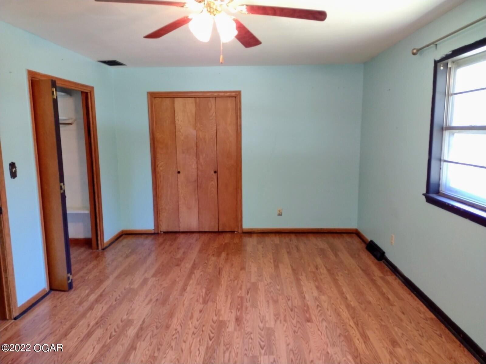 Skyline Dr, Neosho, MO 64850