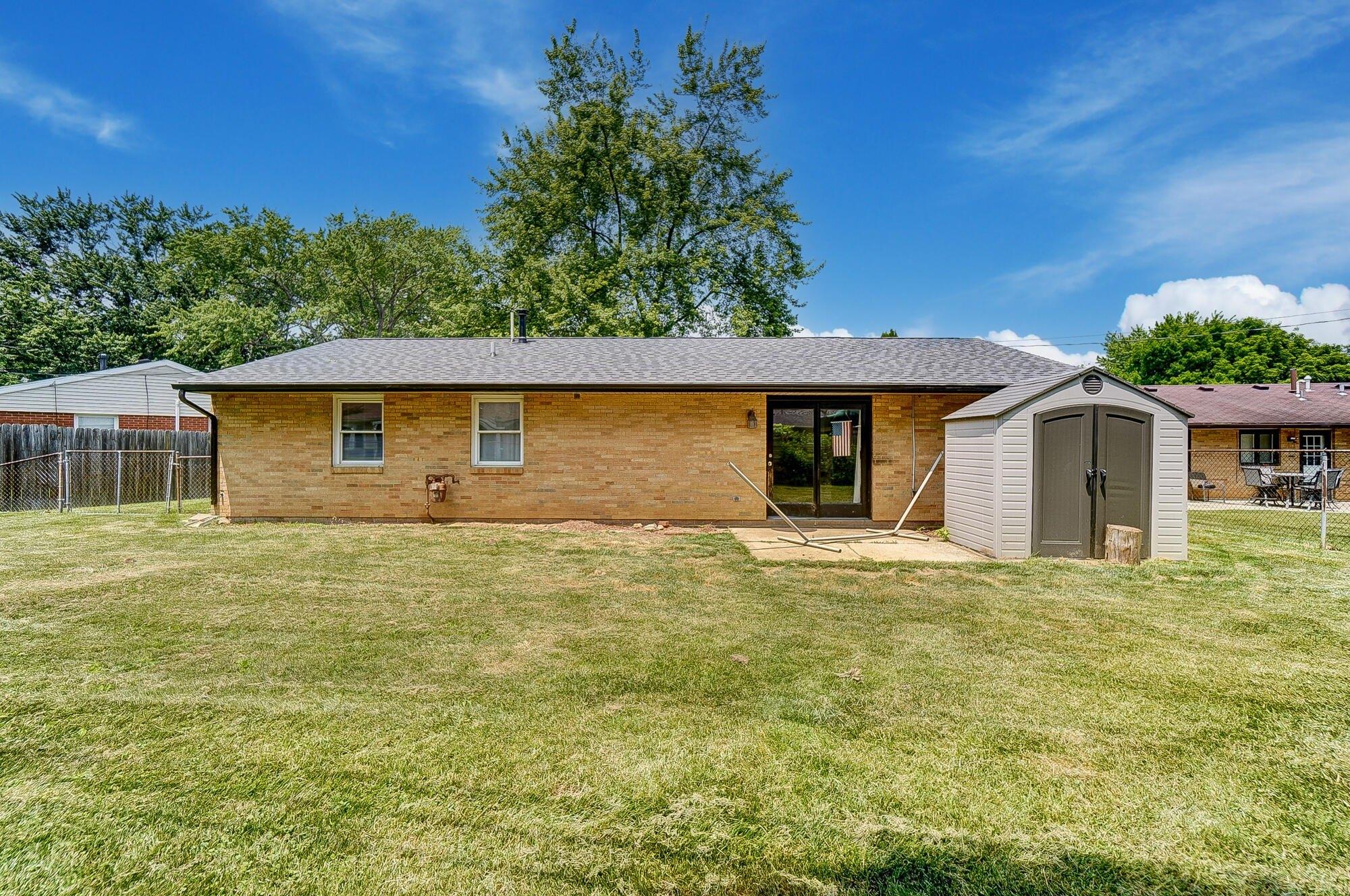 Lawndale Ct, West Milton, OH 45383
