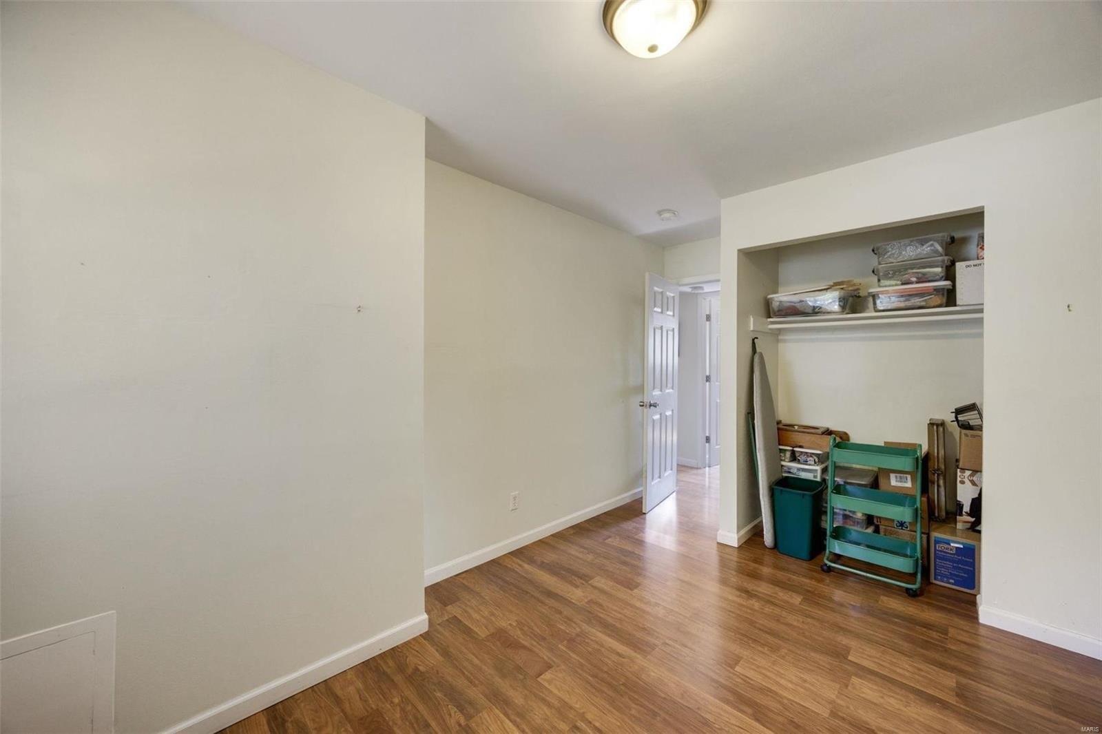 Hill Ct, Arnold, MO 63010