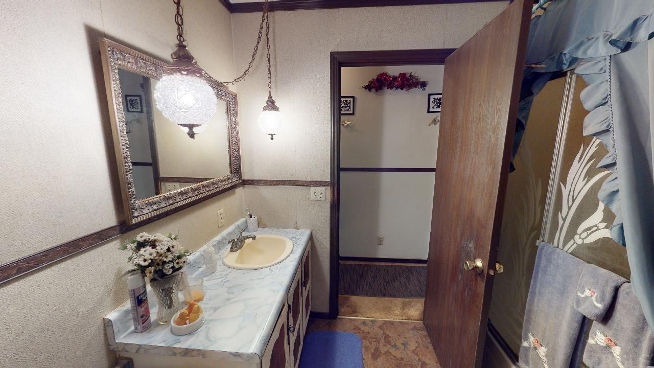 W Clover St, Jasper, IN 47546