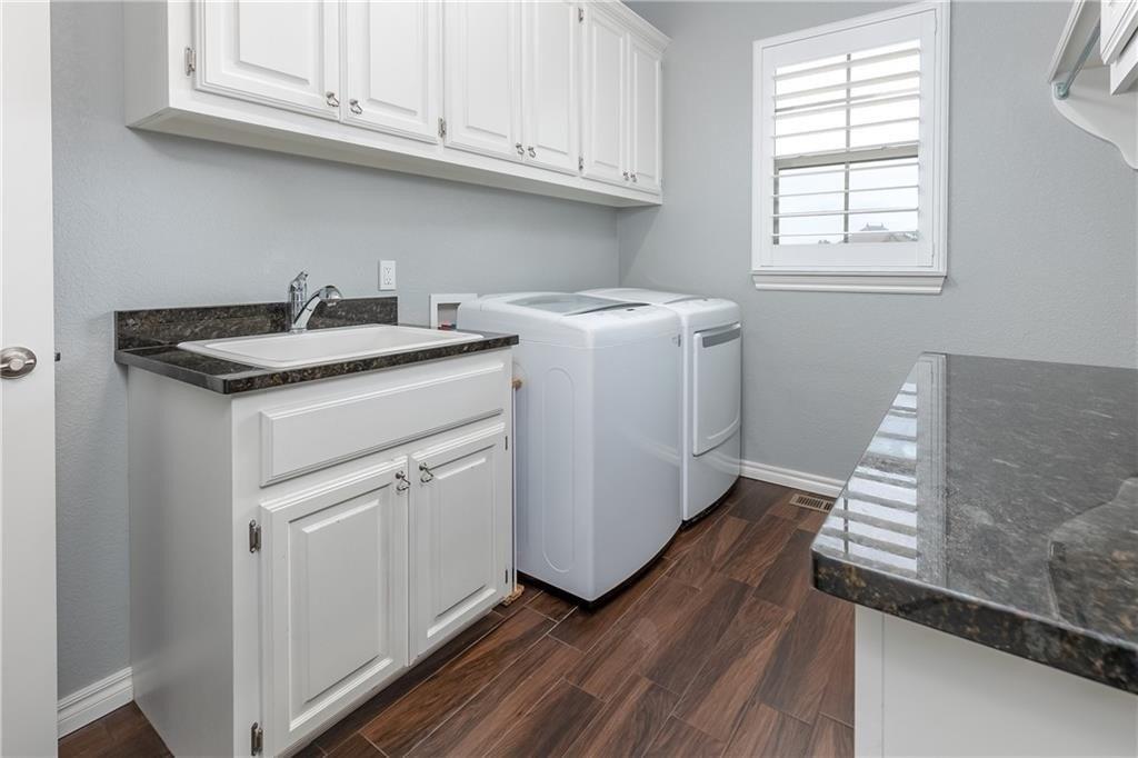 Jordan Dr, Tuttle, OK 73089
