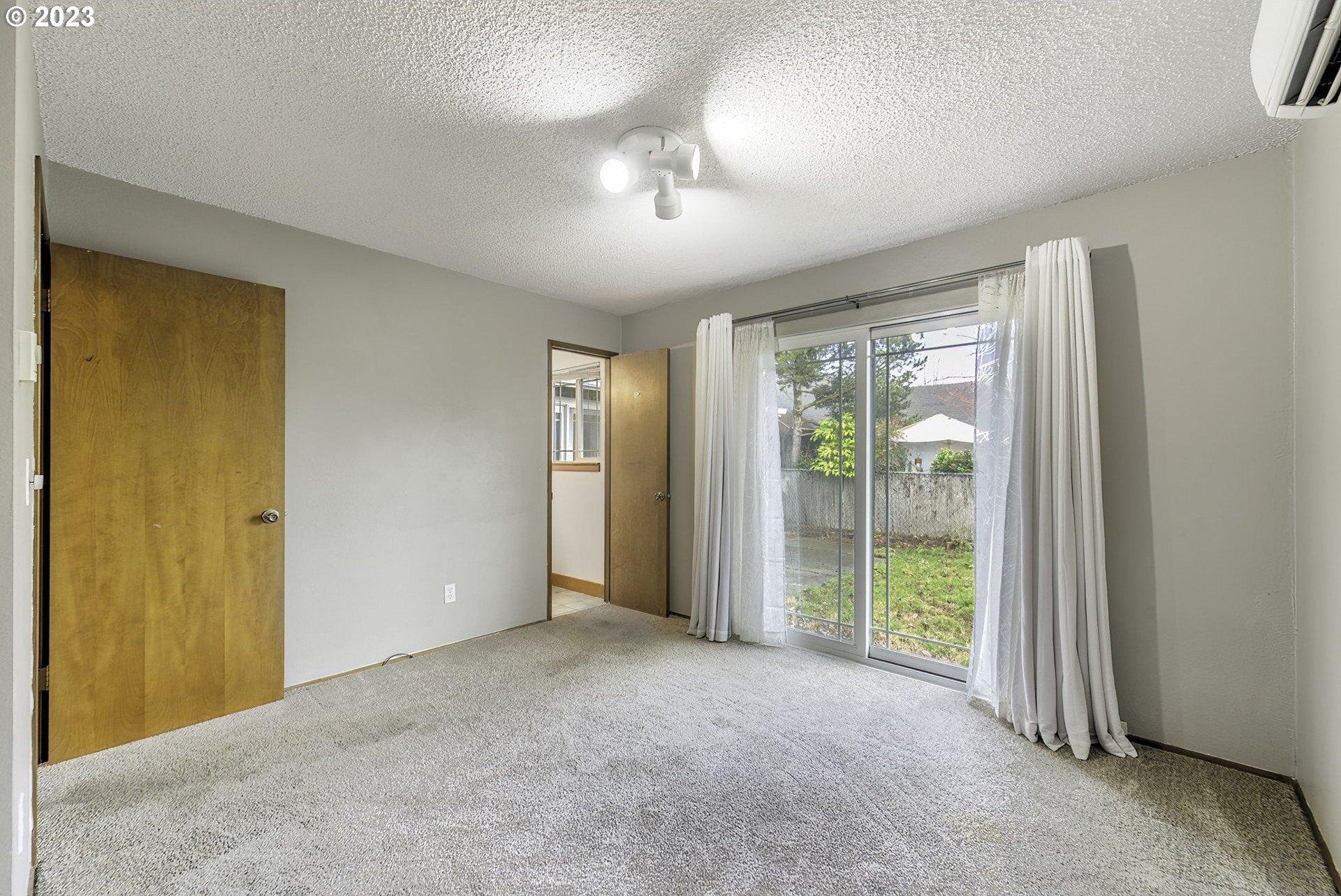 Lee Ave, Longview, WA 98632