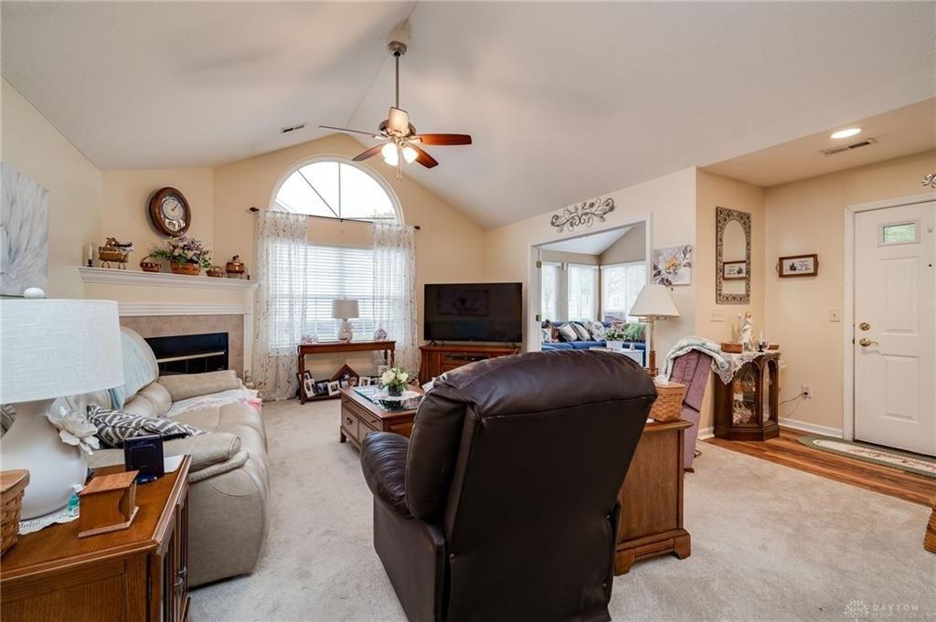 Cobblestone Dr, Tipp City, OH 45371