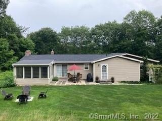 Round Hill Dr, Monroe, CT 06468