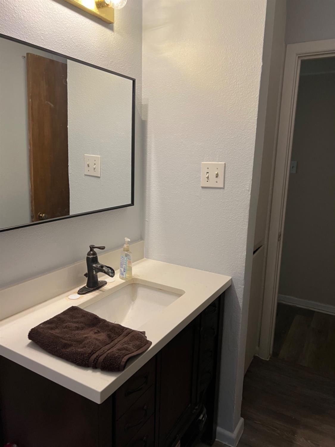 Butch St, Levelland, TX 79336