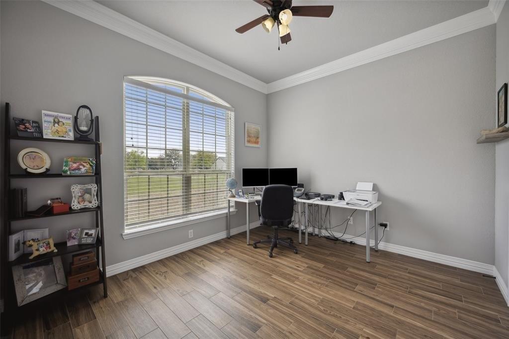 Tree Top Ct, Granbury, TX 76049