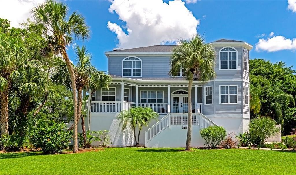 Bayside Cir, Bradenton, FL 34210