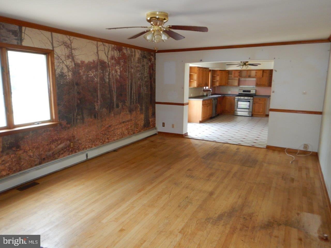 Reading Ave, Hammonton, NJ 08037