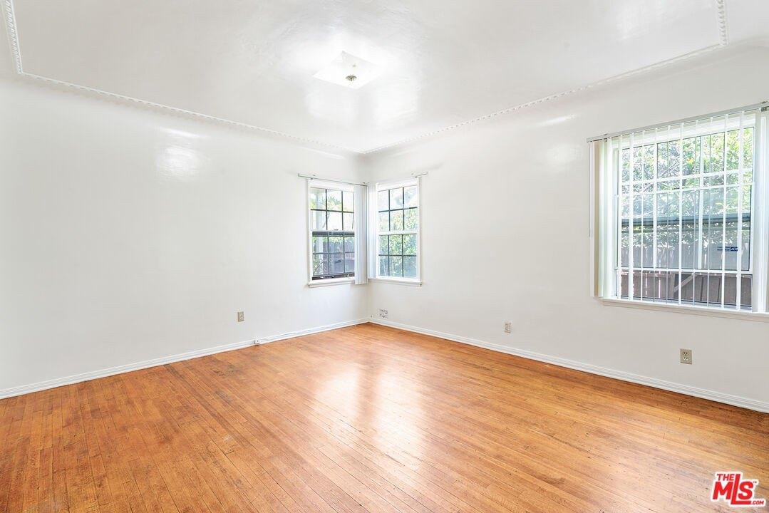 S Sherbourne Dr, Los Angeles, CA 90034