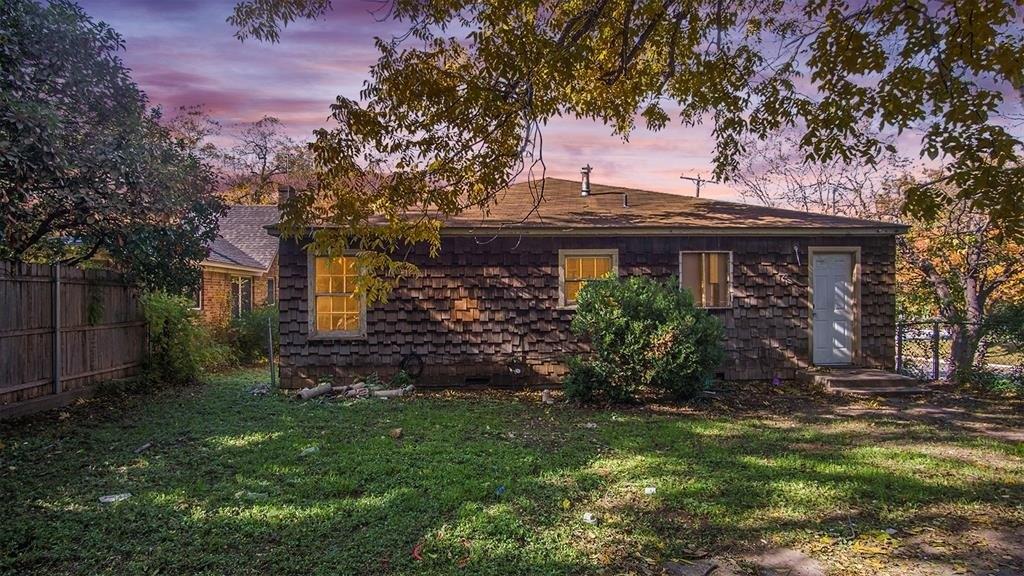 Willing Ave, Fort Worth, TX 76110