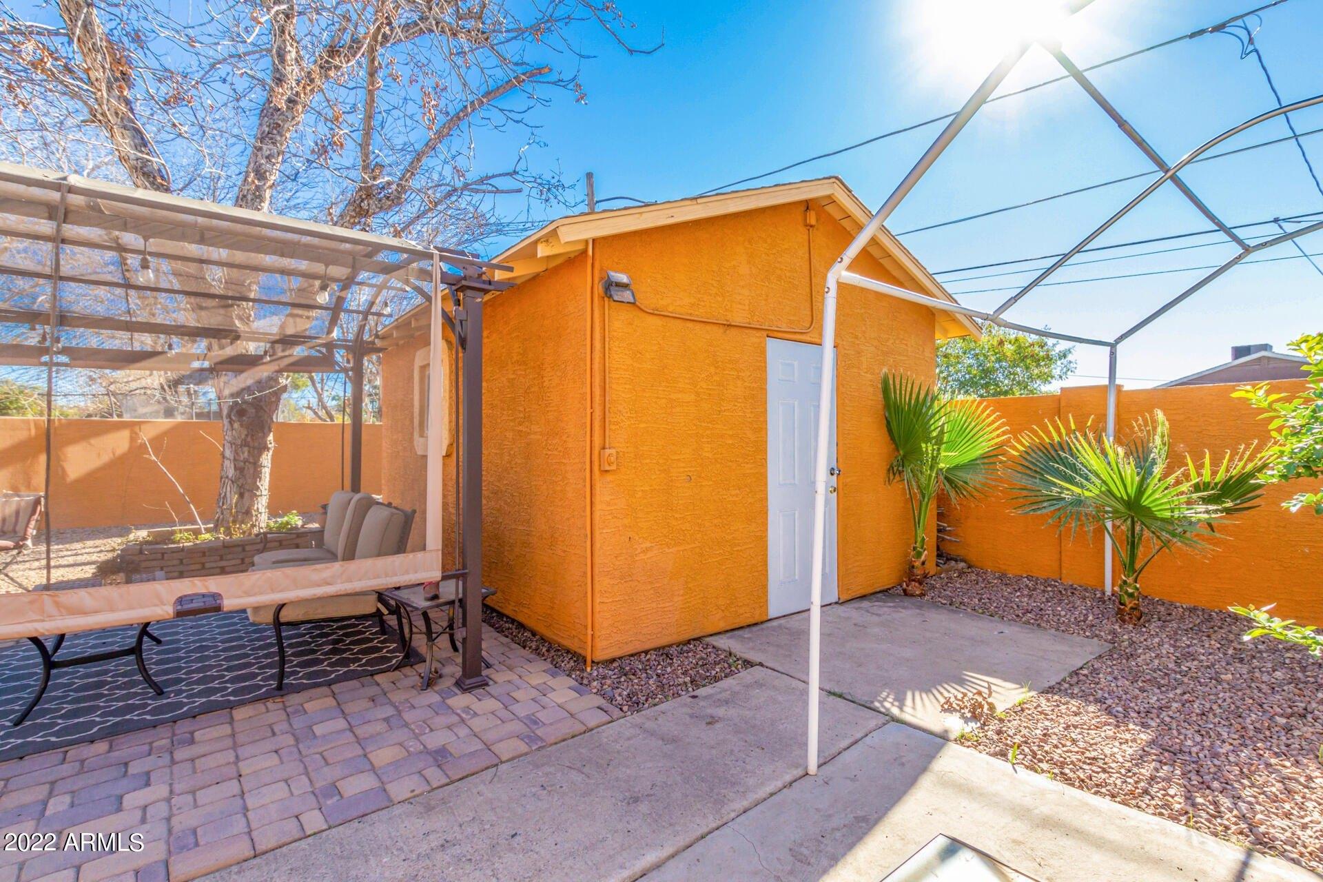 W Tonto St, Phoenix, AZ 85009