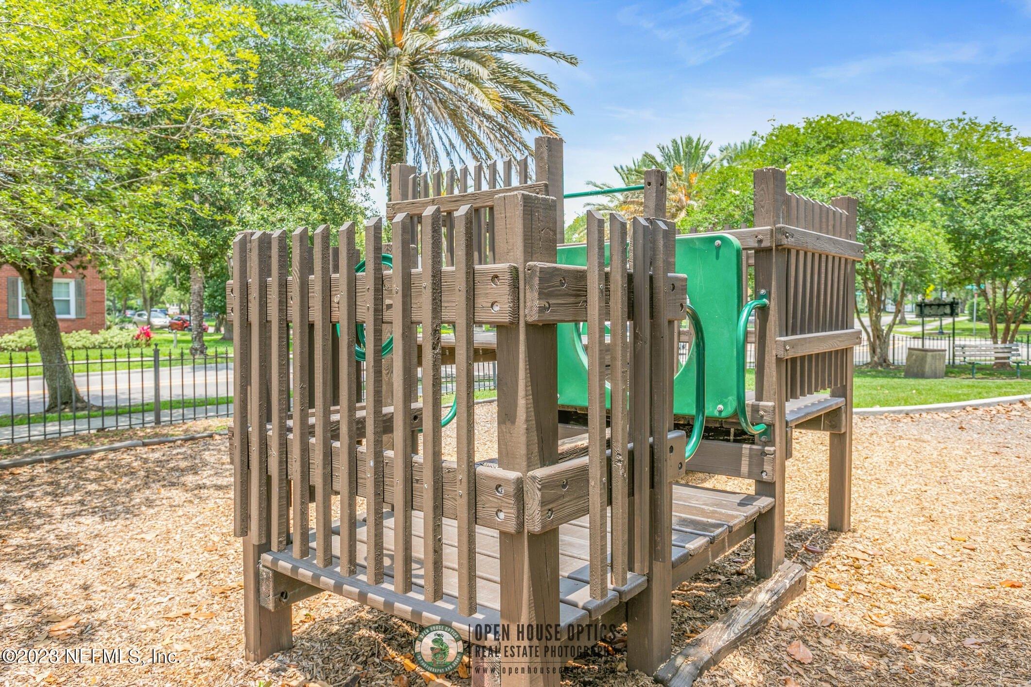 Largo Rd, Jacksonville, FL 32207