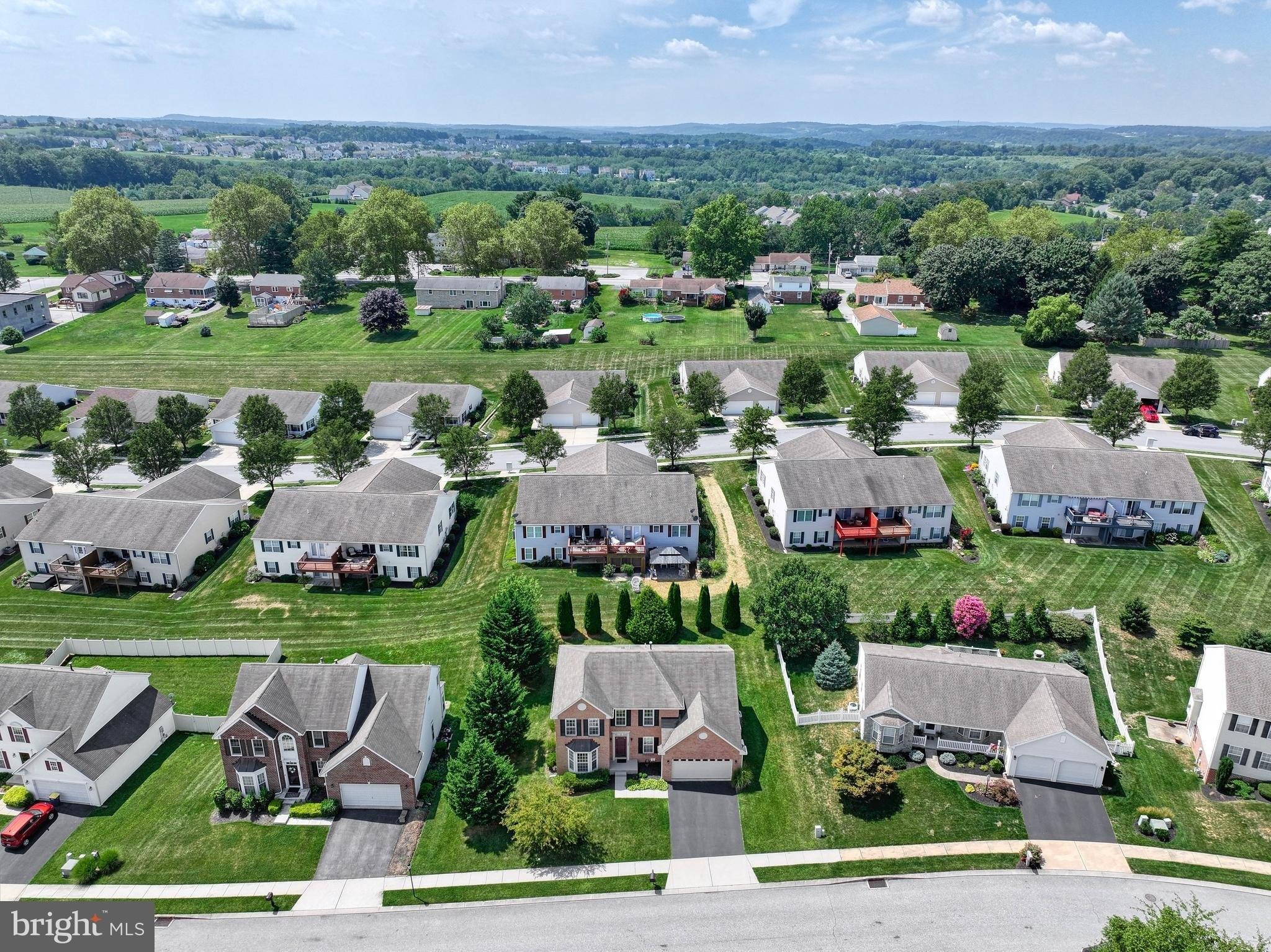 Seneca Ridge Dr, York, PA 17403
