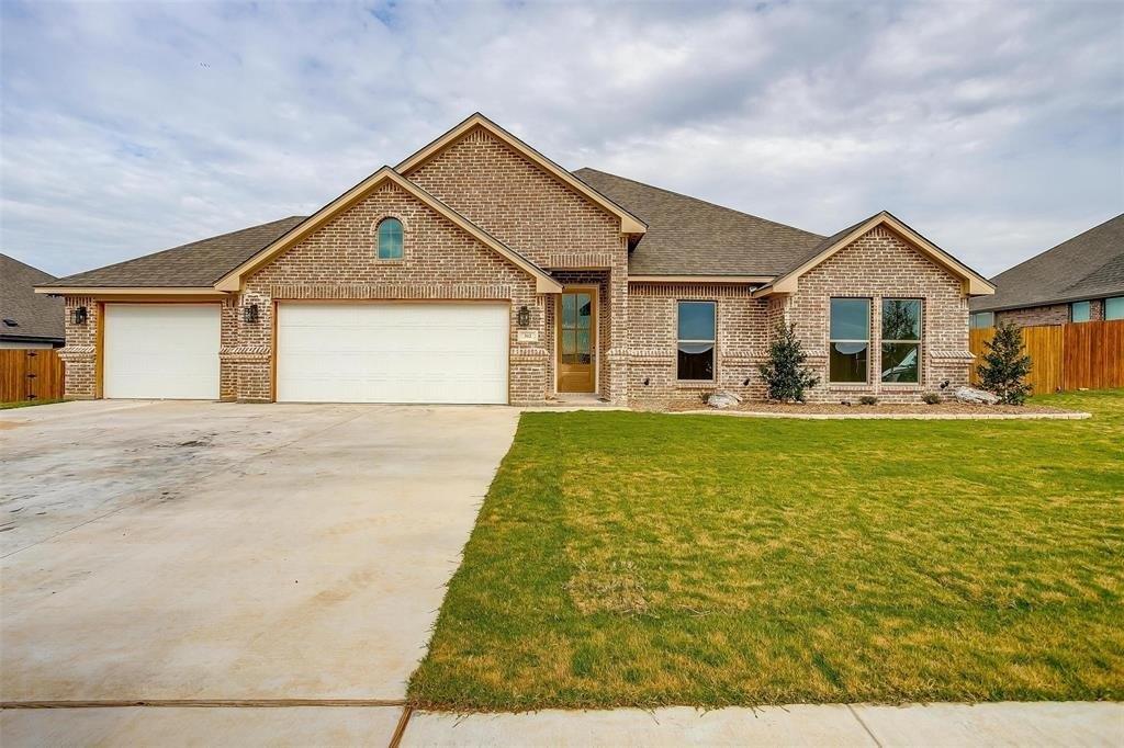 Trail Dust Dr, Godley, TX 76044