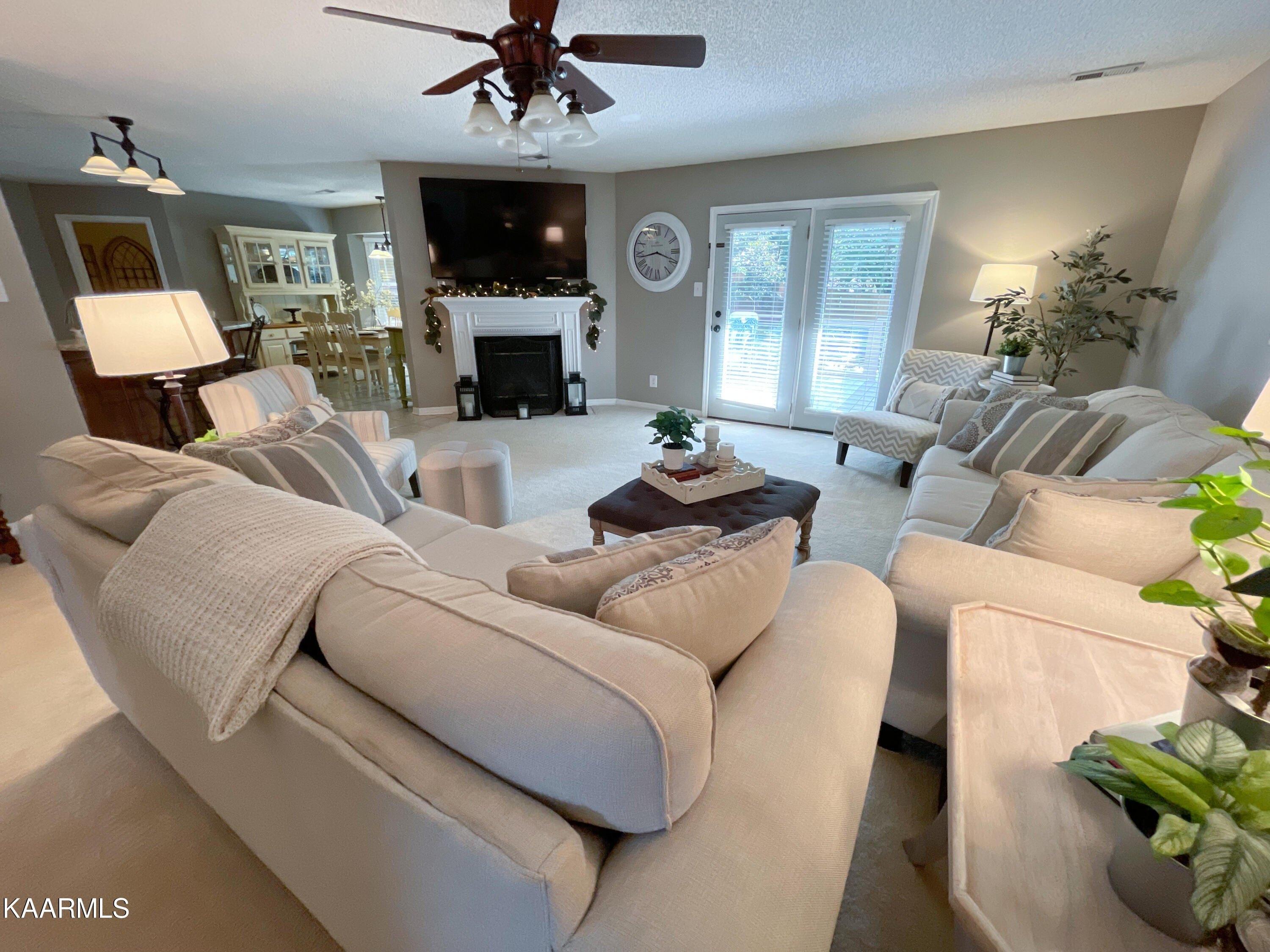 Montgomery Ln, Maryville, TN 37803