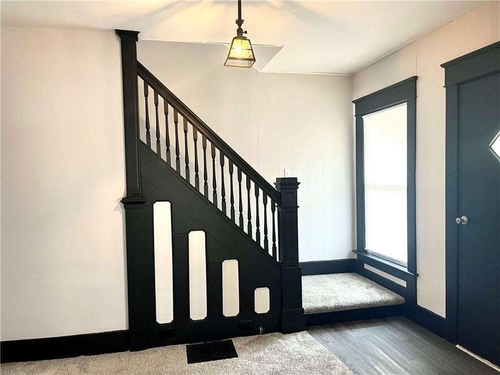 W 20th St, Erie, PA 16502