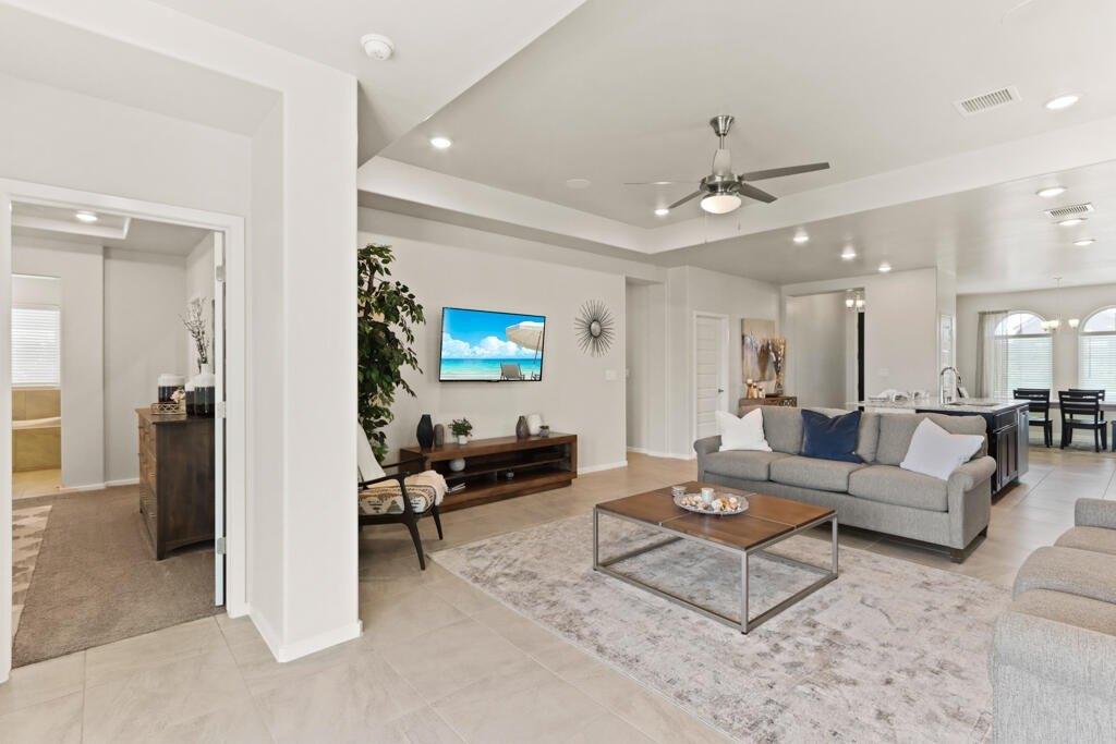 Woolstone Dr, El Paso, TX 79928
