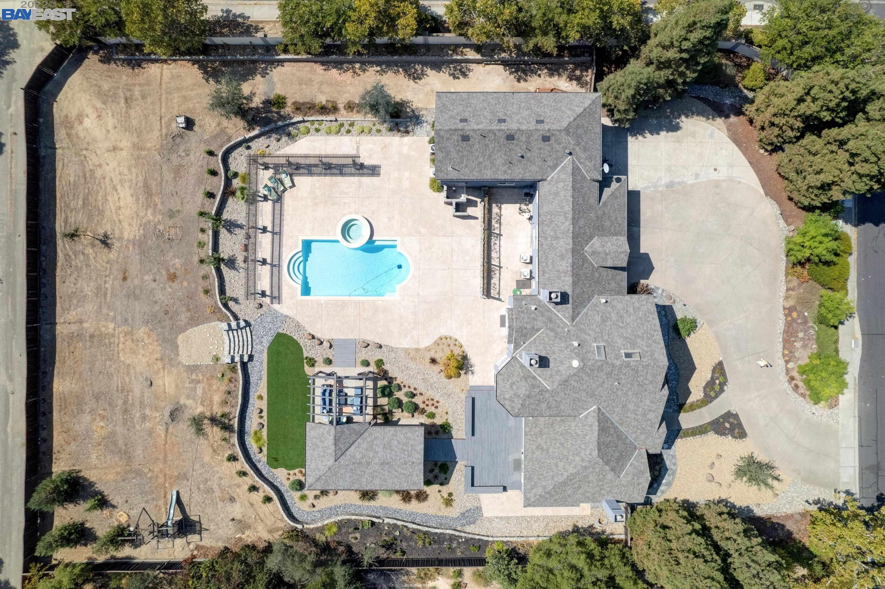 Chardonnay Way, Livermore, CA 94550