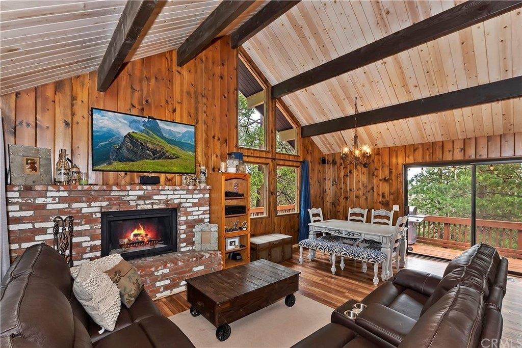 Lake Forest Dr, Twin Peaks, CA 92391