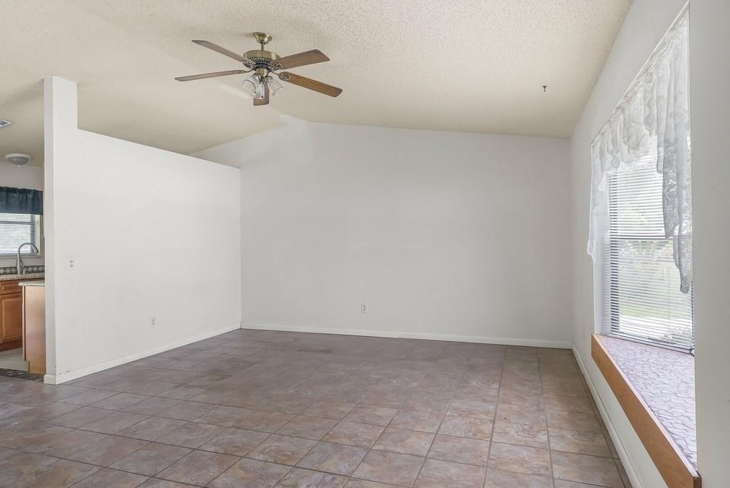 Holopaw Ave, Fort Pierce, FL 34951