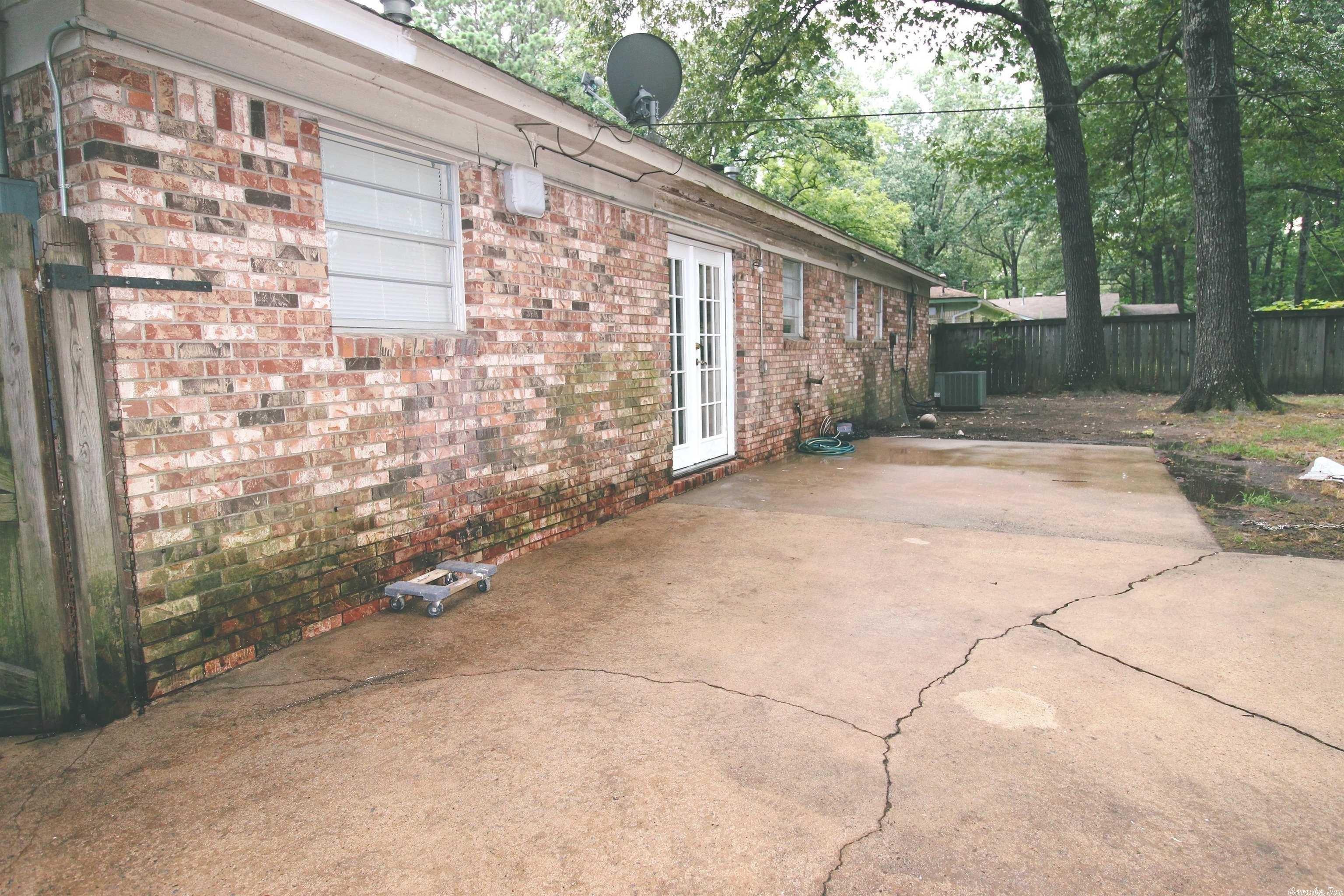 Keats Dr, Little Rock, AR 72209