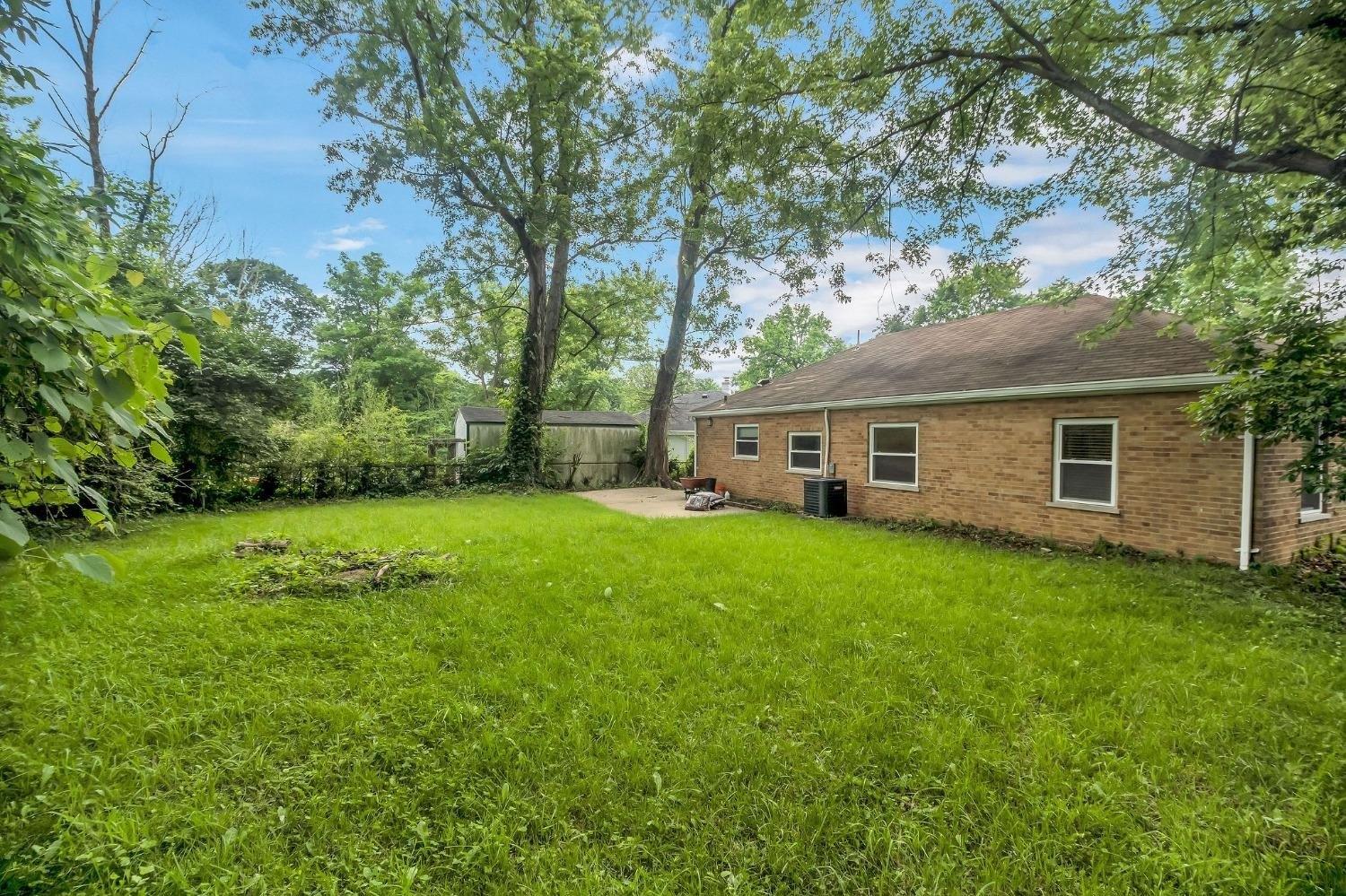 Leon Ct, Cincinnati, OH 45238