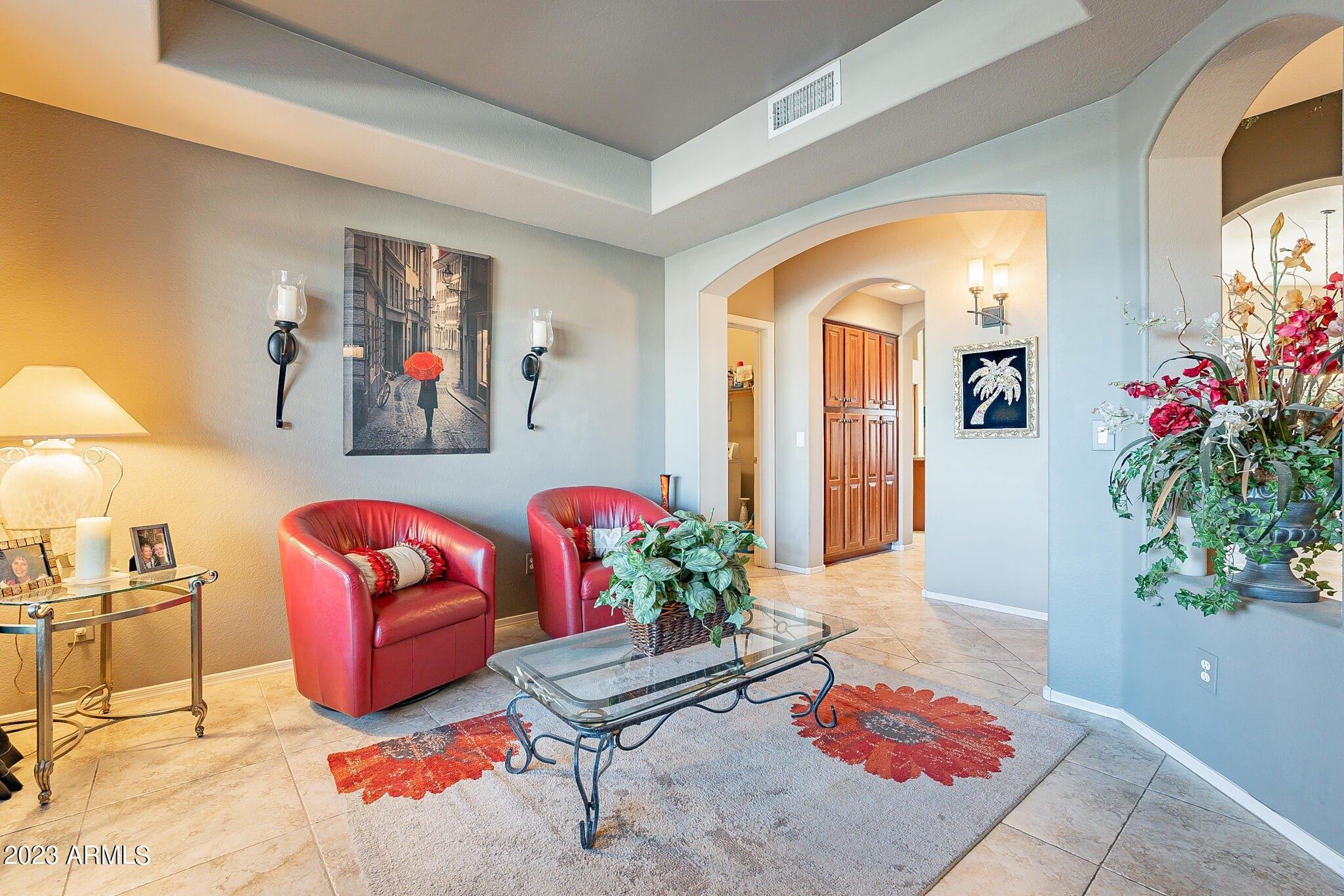 N Becke Ln, Surprise, AZ 85374