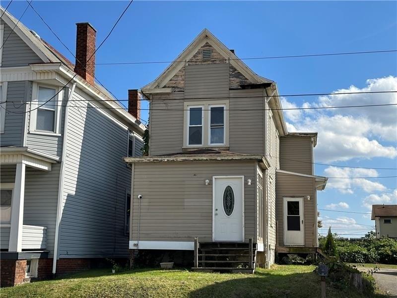 Reno St, Rochester, PA 15074